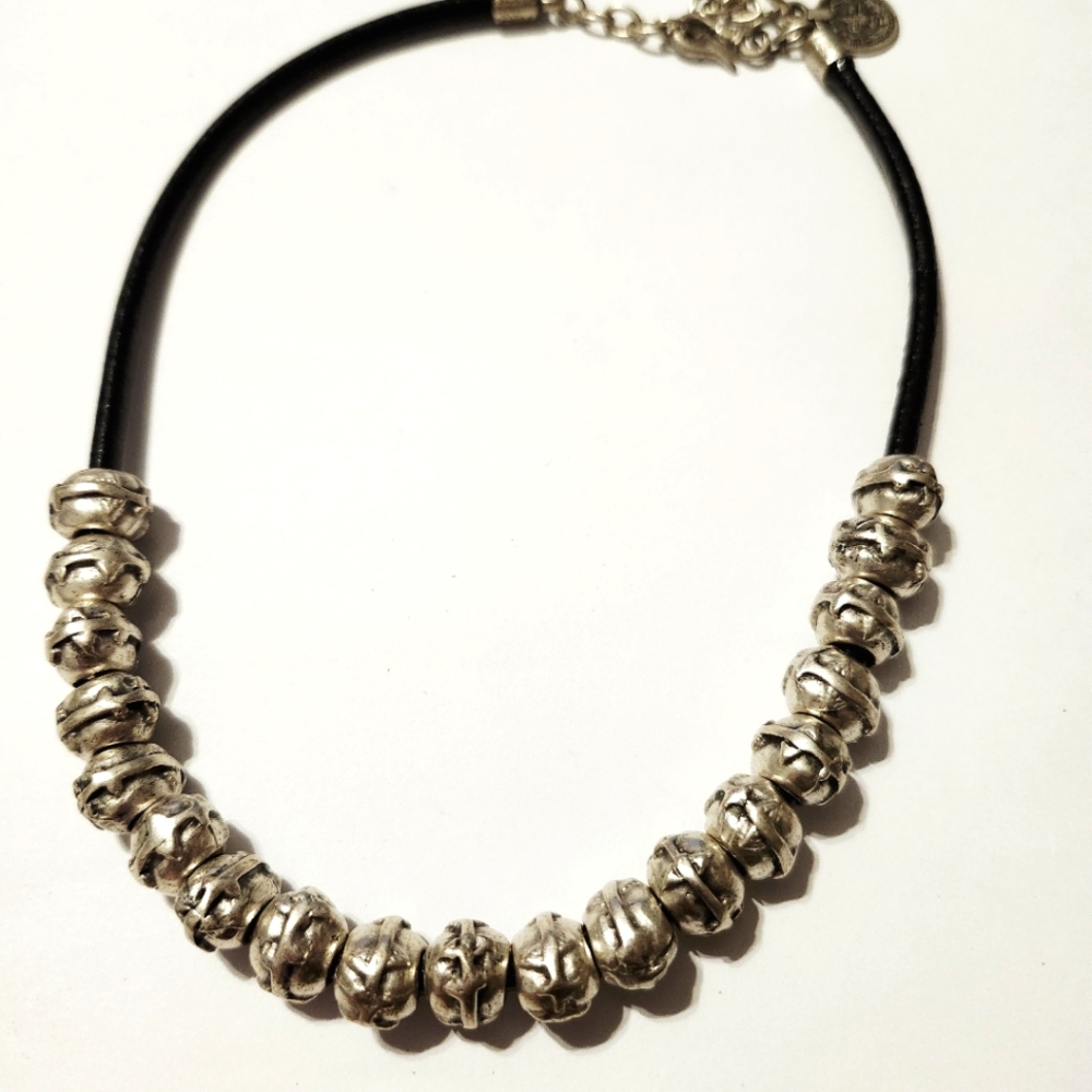 Chanour Handmade Embelish Pewter Beaded Necklace